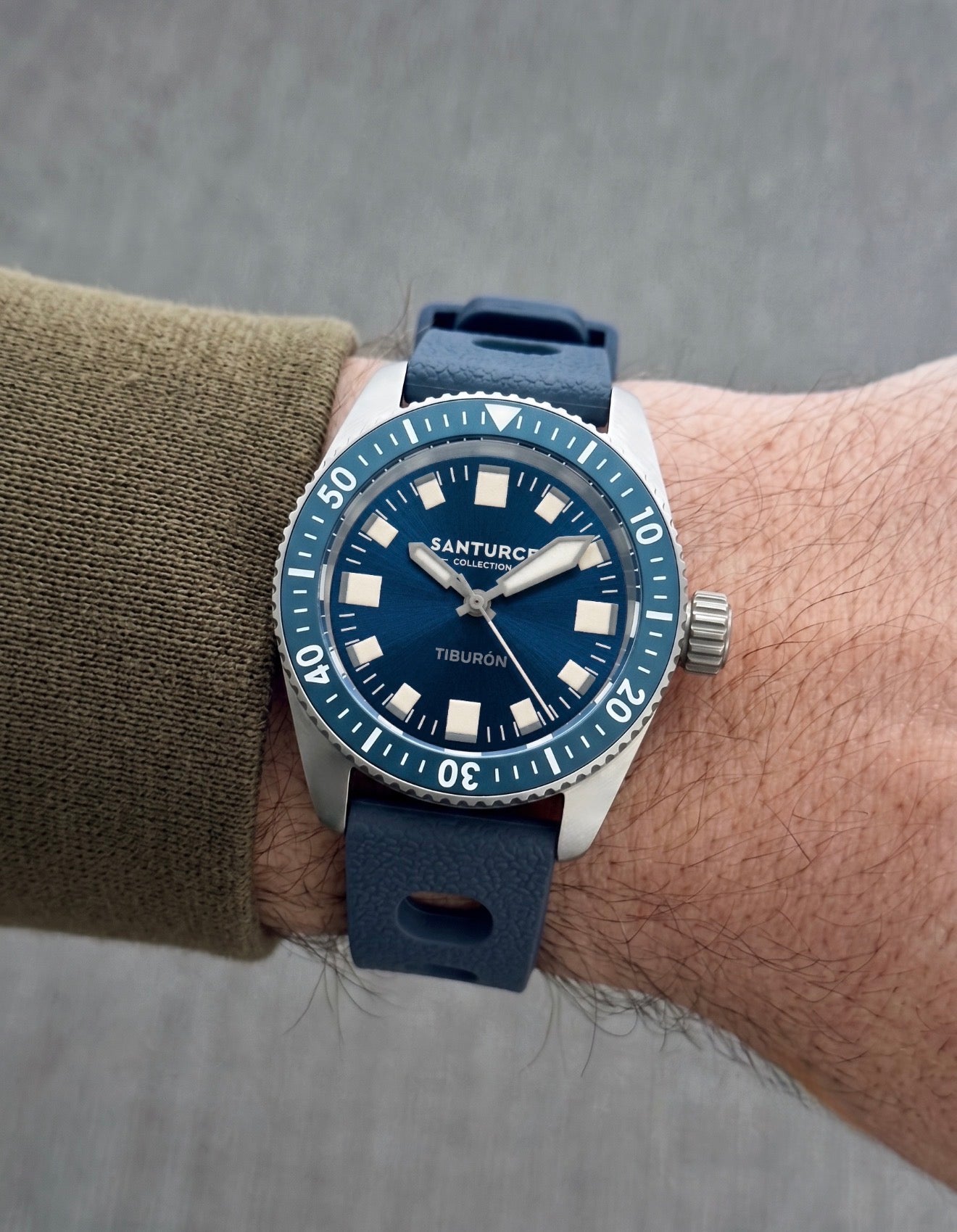 El Tiburón™ — Swiss Automatic Dive Watch (300m)