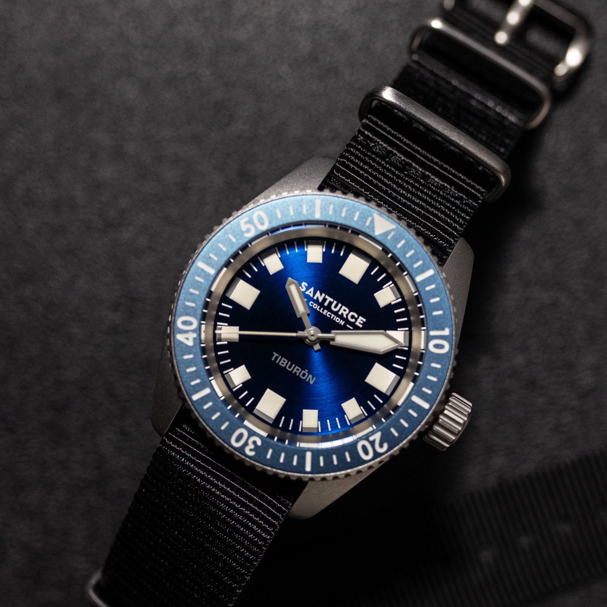 El Tiburón™ — Swiss Automatic Dive Watch (300m)